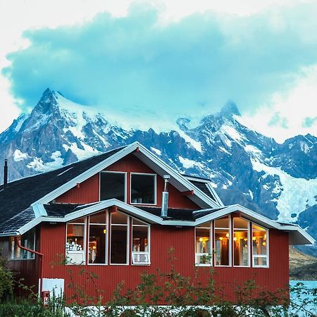 Hosteria Pehoe Torres del Paine National Park Eksteriør billede