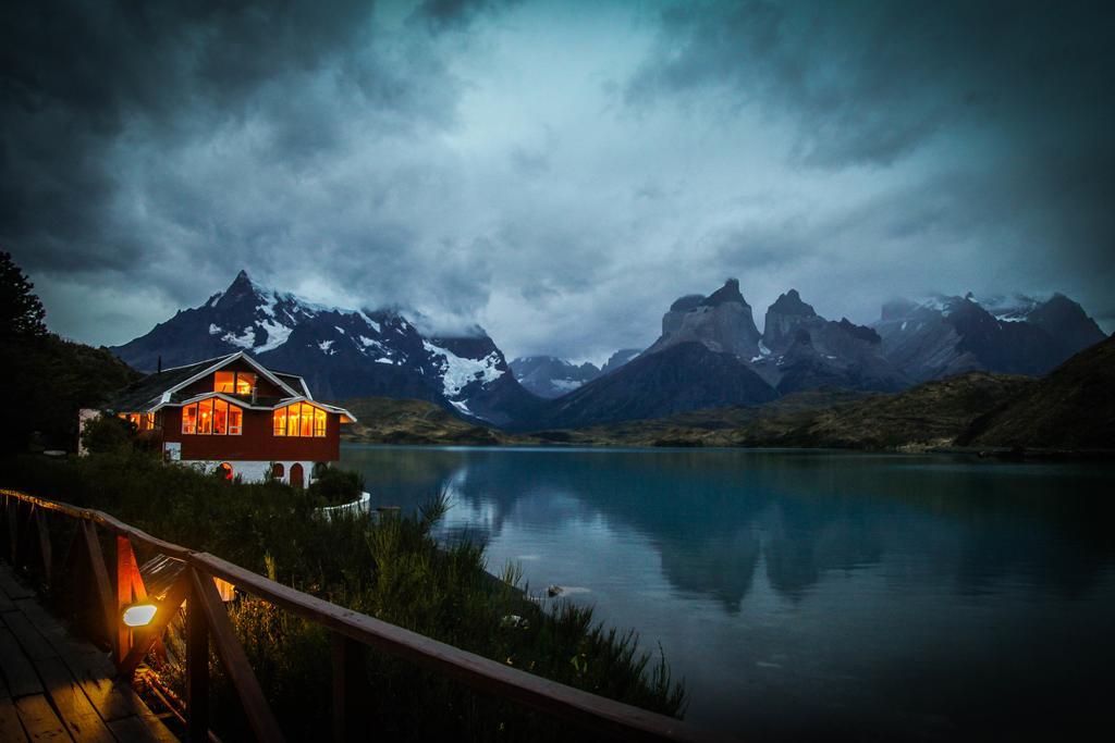 Hosteria Pehoe Torres del Paine National Park Eksteriør billede