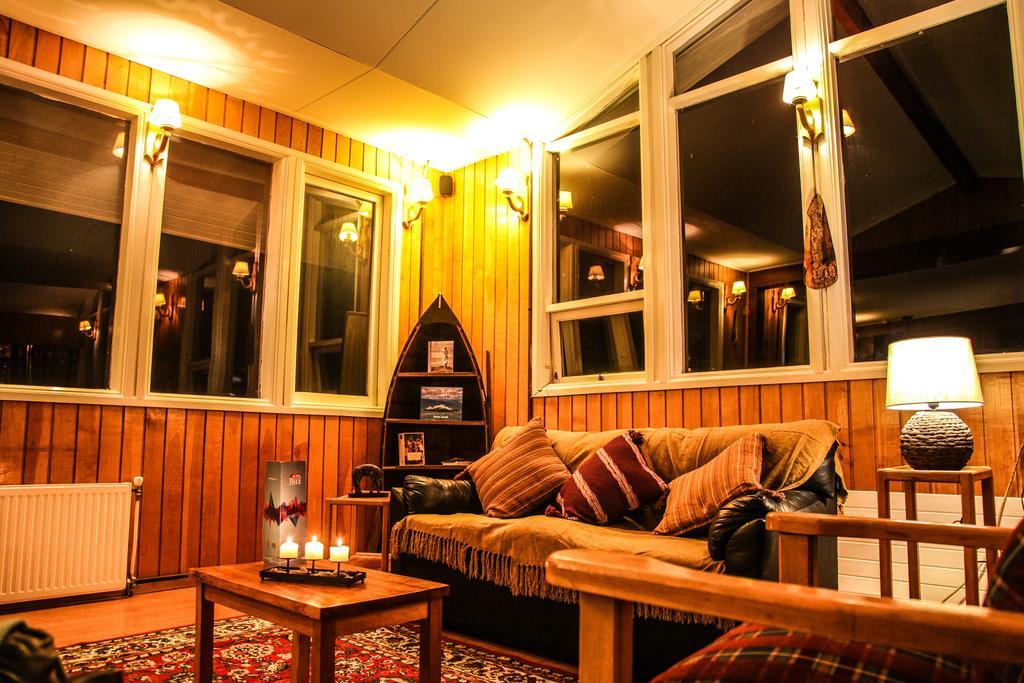 Hosteria Pehoe Torres del Paine National Park Eksteriør billede